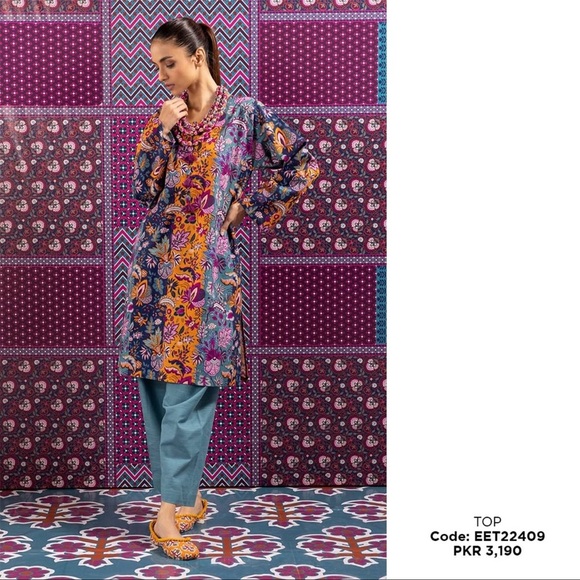 Khaadi Multicolor Print Cotton Kurta - Picture 2 of 14